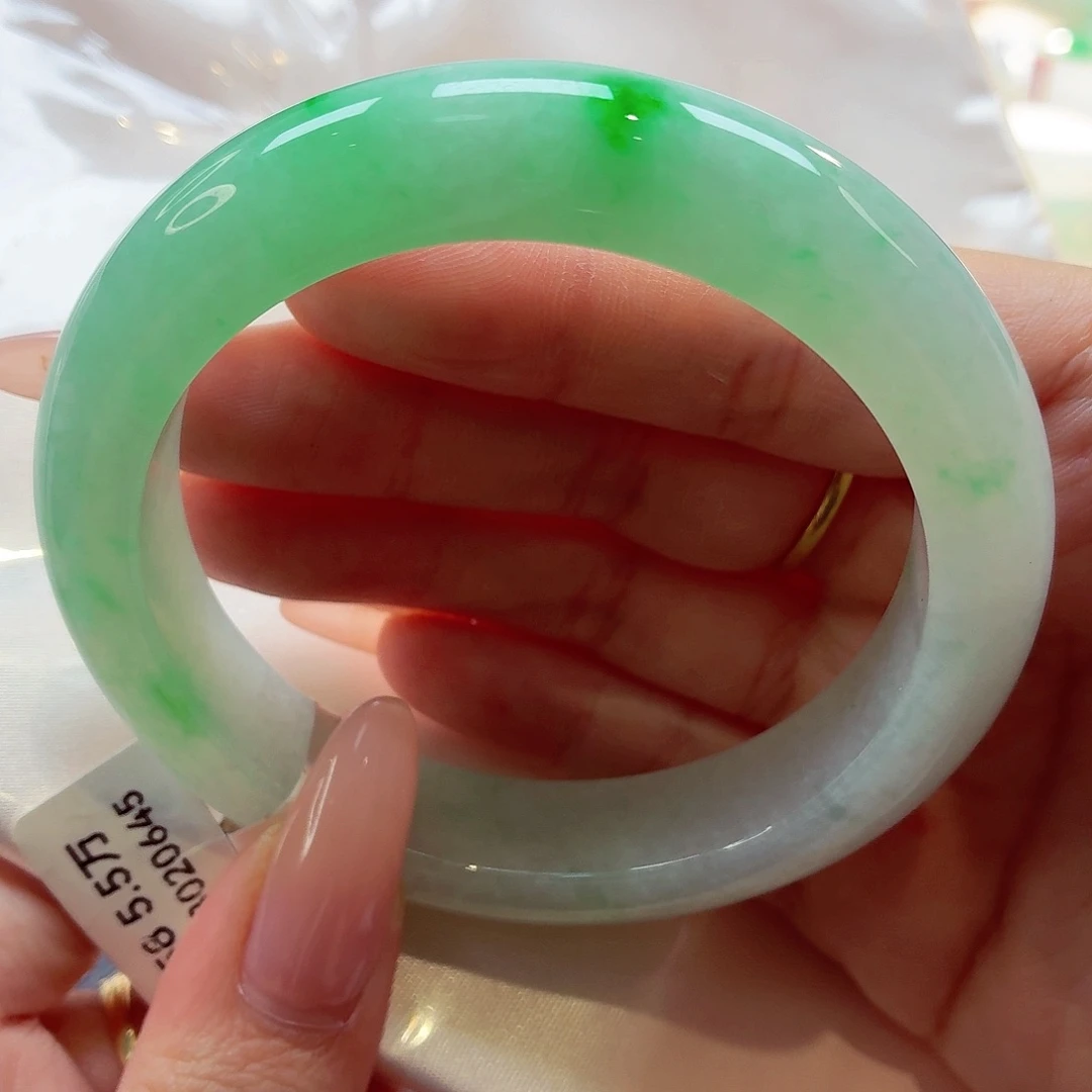 翡翠未镶嵌手镯22（17号）