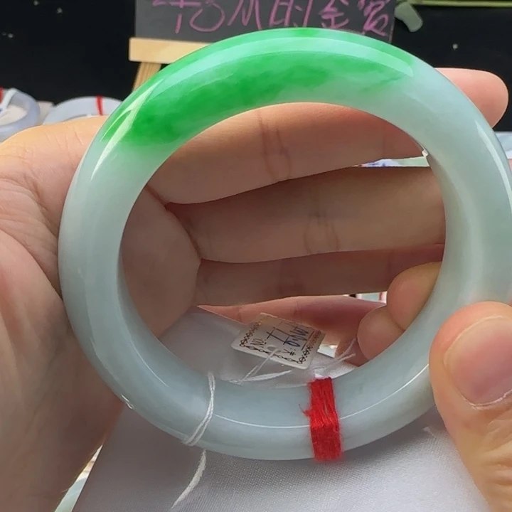 未镶嵌手镯翡翠翡翠手镯