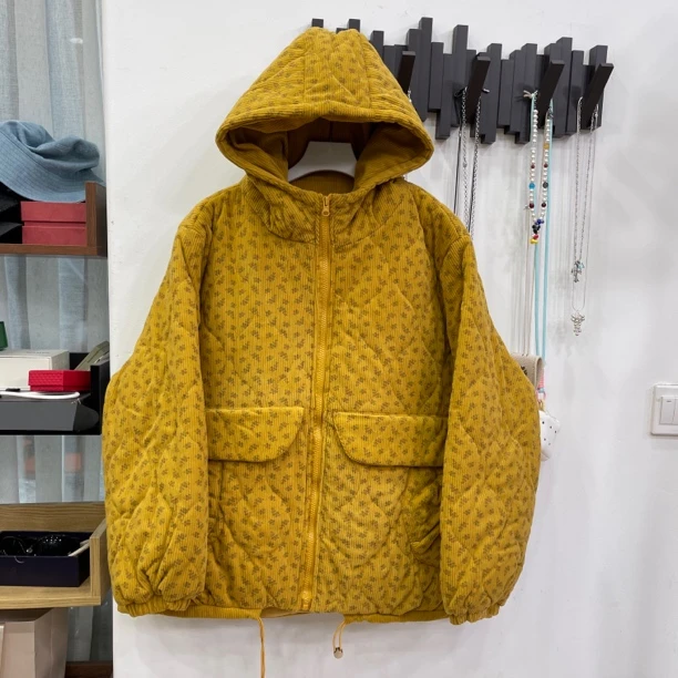 1141条绒印花连帽加厚保暖棉衣女