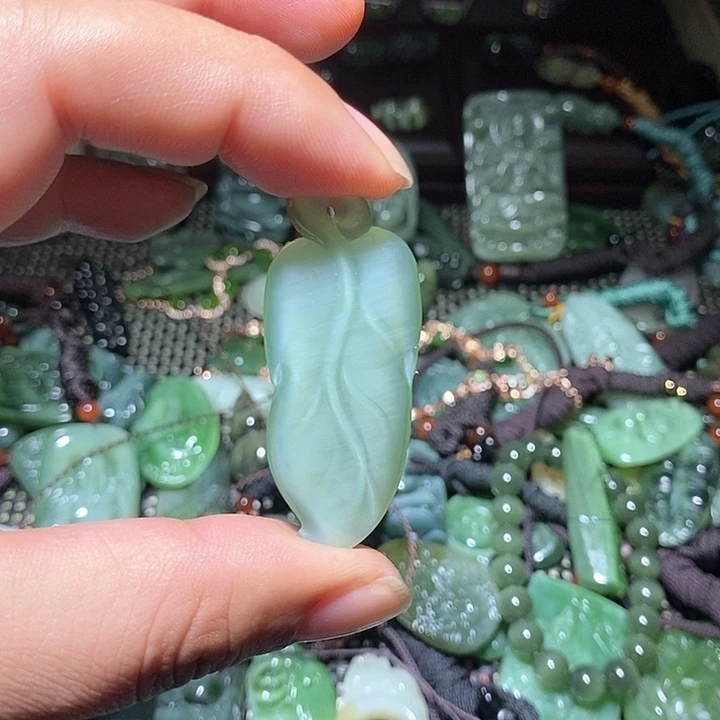 a***球和田玉（糖玉）未镶嵌车挂