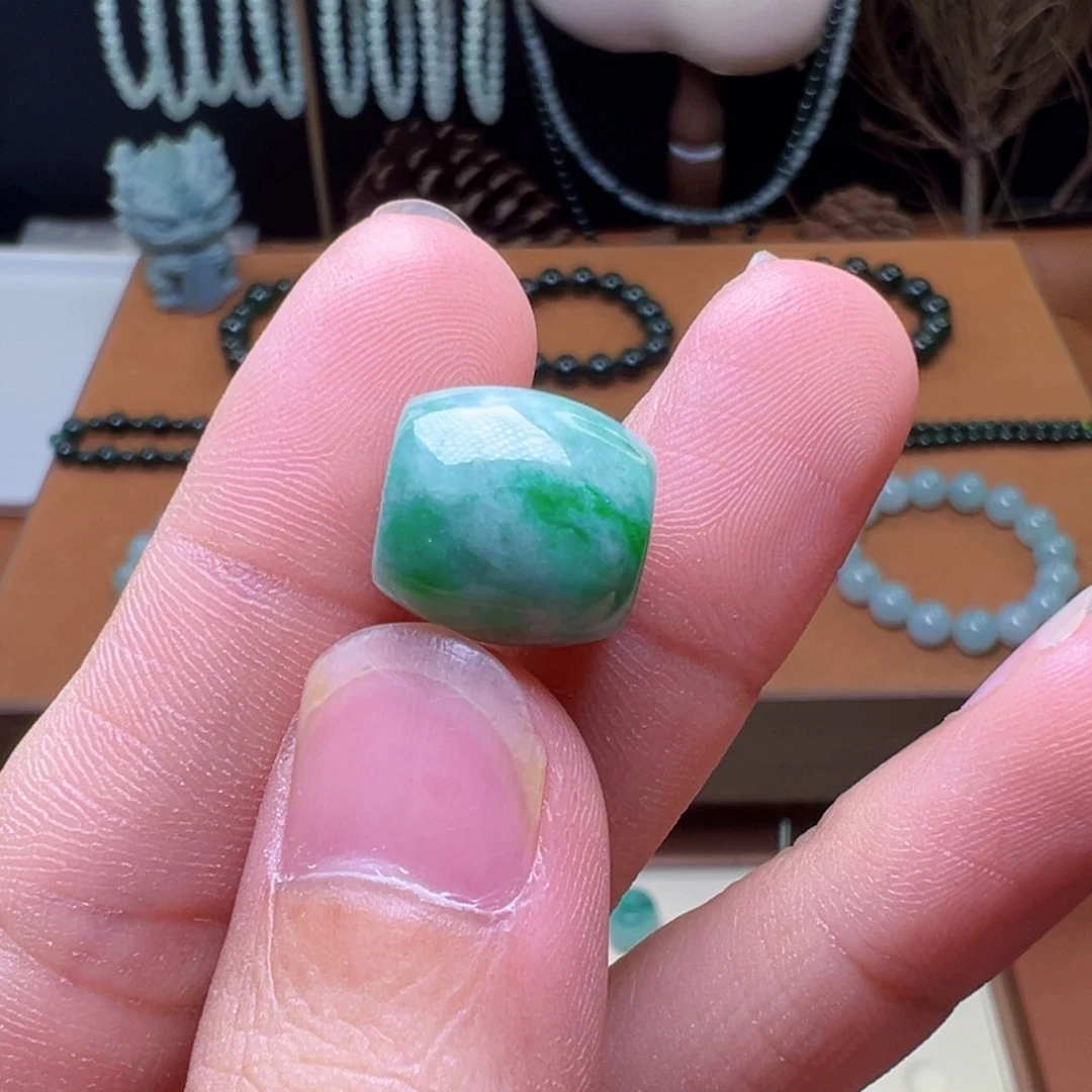翡翠散珠路路通翡翠单珠