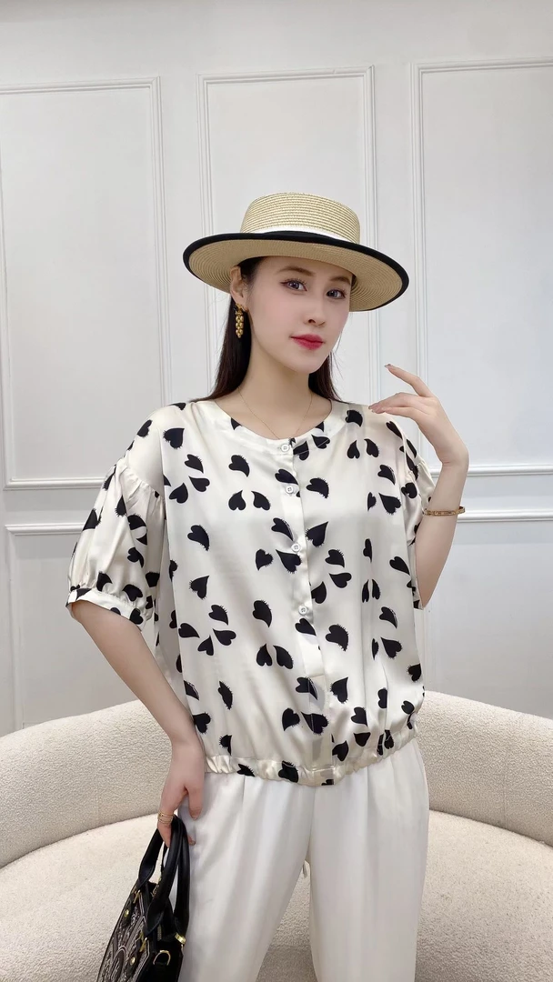 2024年新款上新高端印花上衣百搭休闲减龄女款气质小衫619