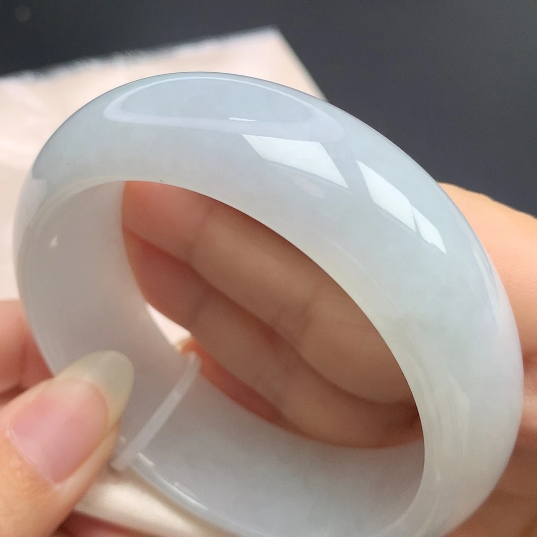 翡翠未镶嵌手镯56.3圈口