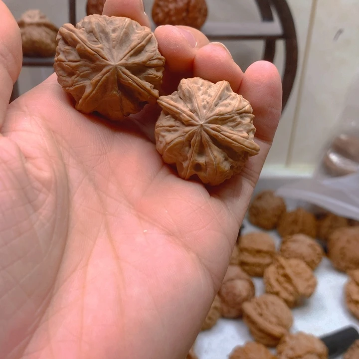 老***森吊坠文玩核桃四棱