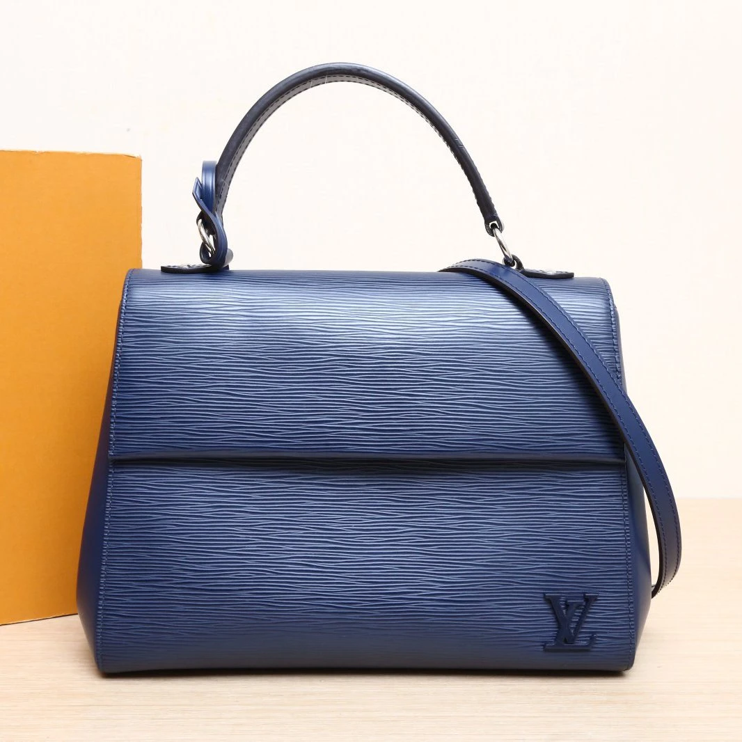95新 LouisVuitton/路易威登 单肩包Cluny BB28墨蓝色 P205742531