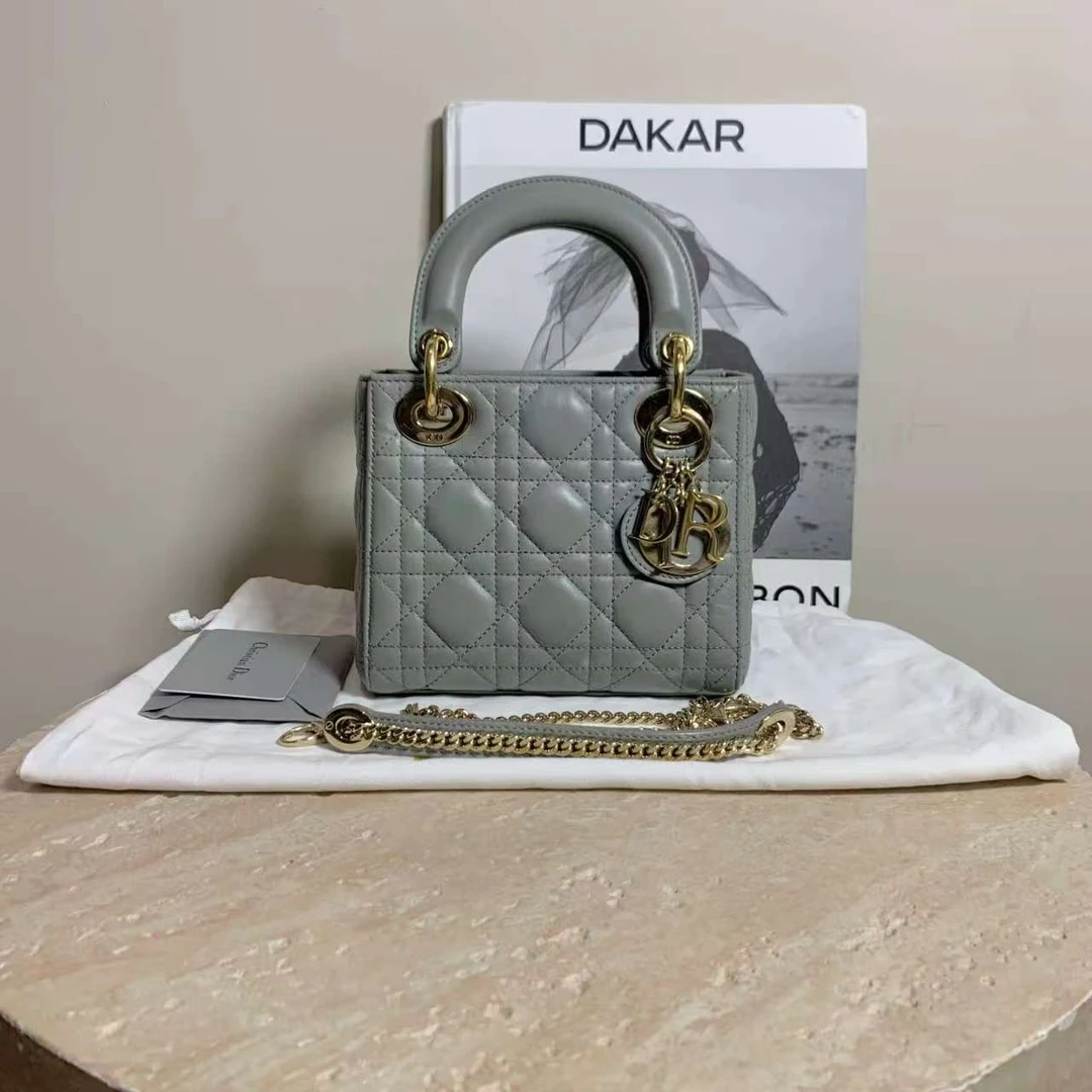 99新 DIOR/迪奥 灰绿色金扣三格戴妃包/31206762/12期/代卖服务