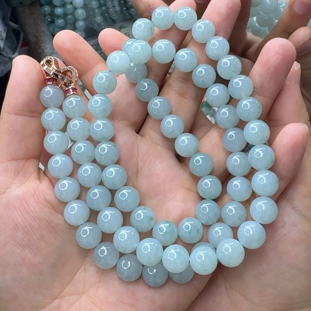 翡翠未镶嵌颈饰翡翠首饰