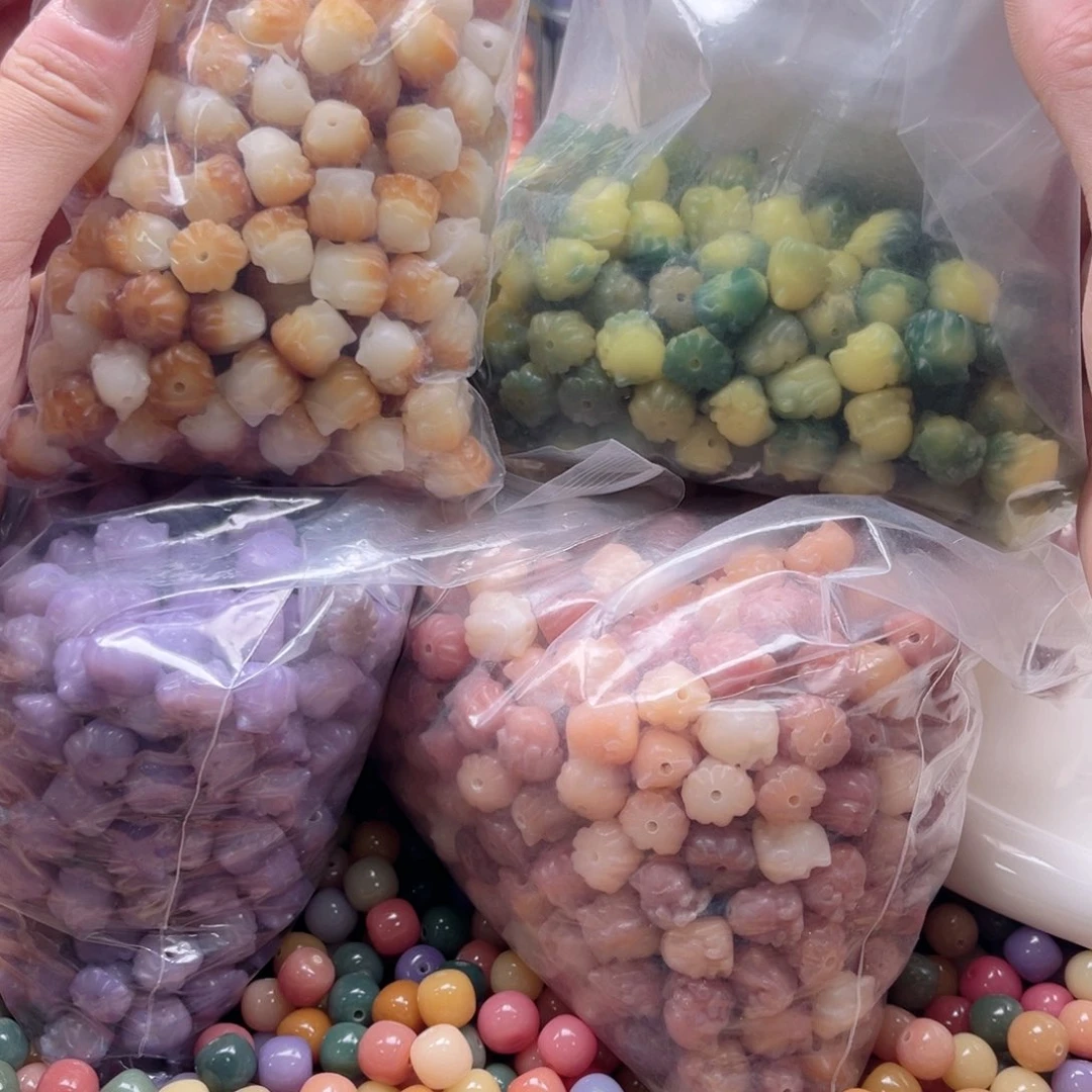 白玉菩提吊坠c12mm22颗。凤九