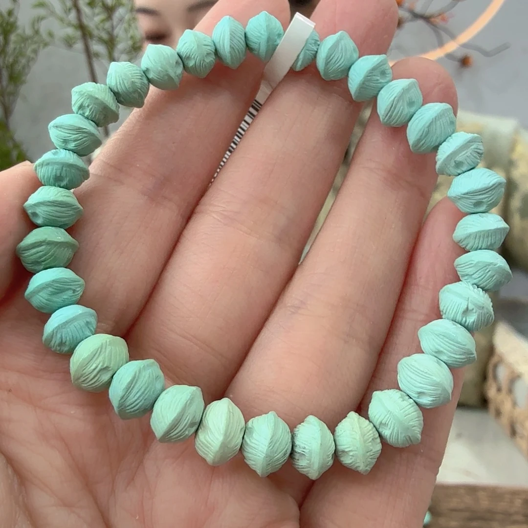 巧***力绿松石未镶嵌珠宝奇石