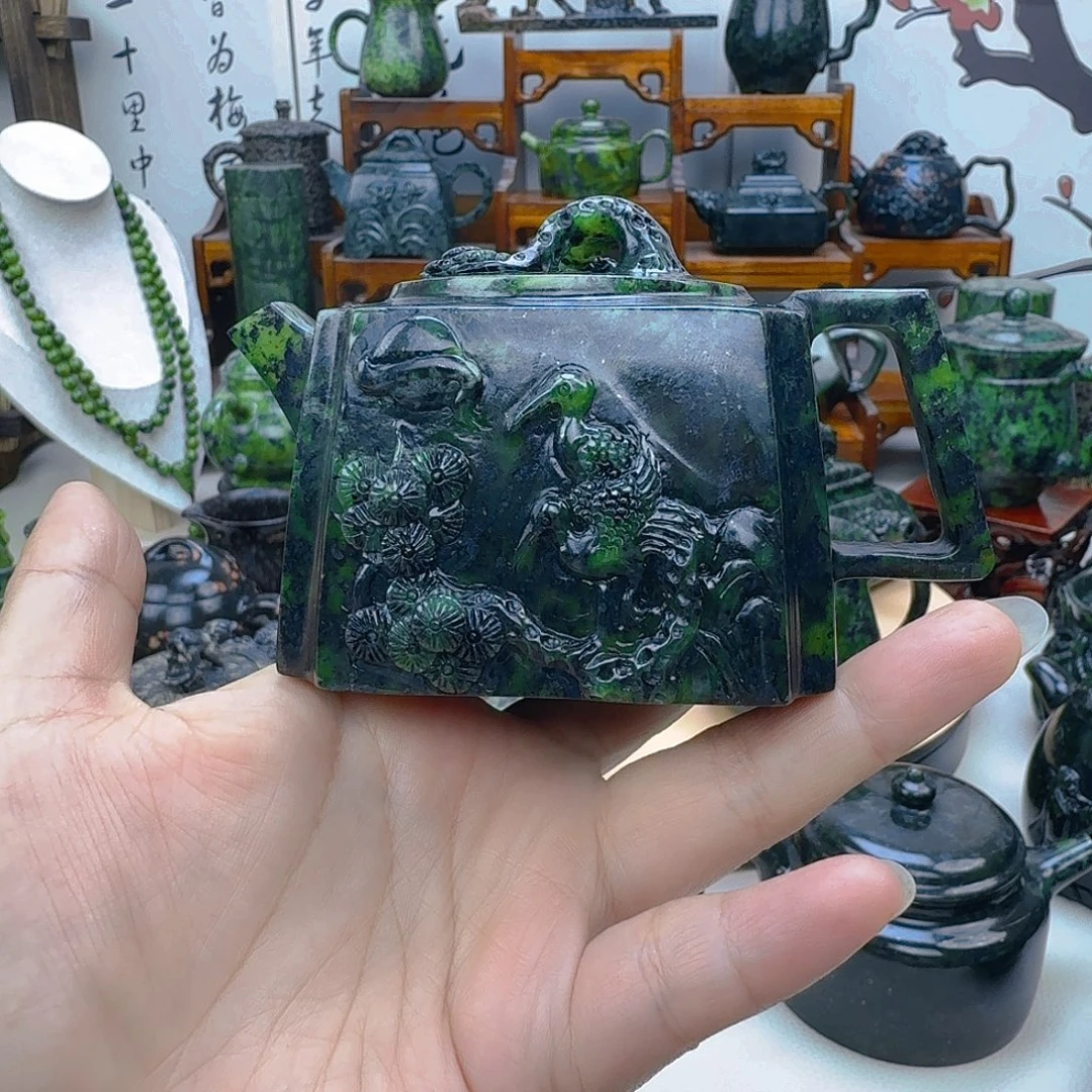 杨***士未镶嵌蛇纹石玉藏玉药王石茶壶