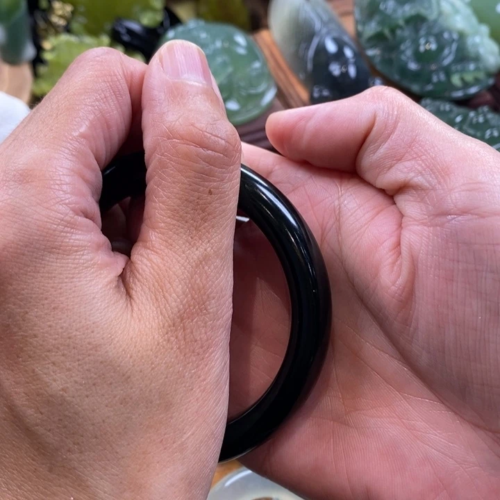 毛***仰蛇纹石玉未镶嵌手把