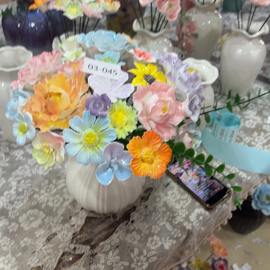 345 陶瓷花拍满20元发货，退款拉黑