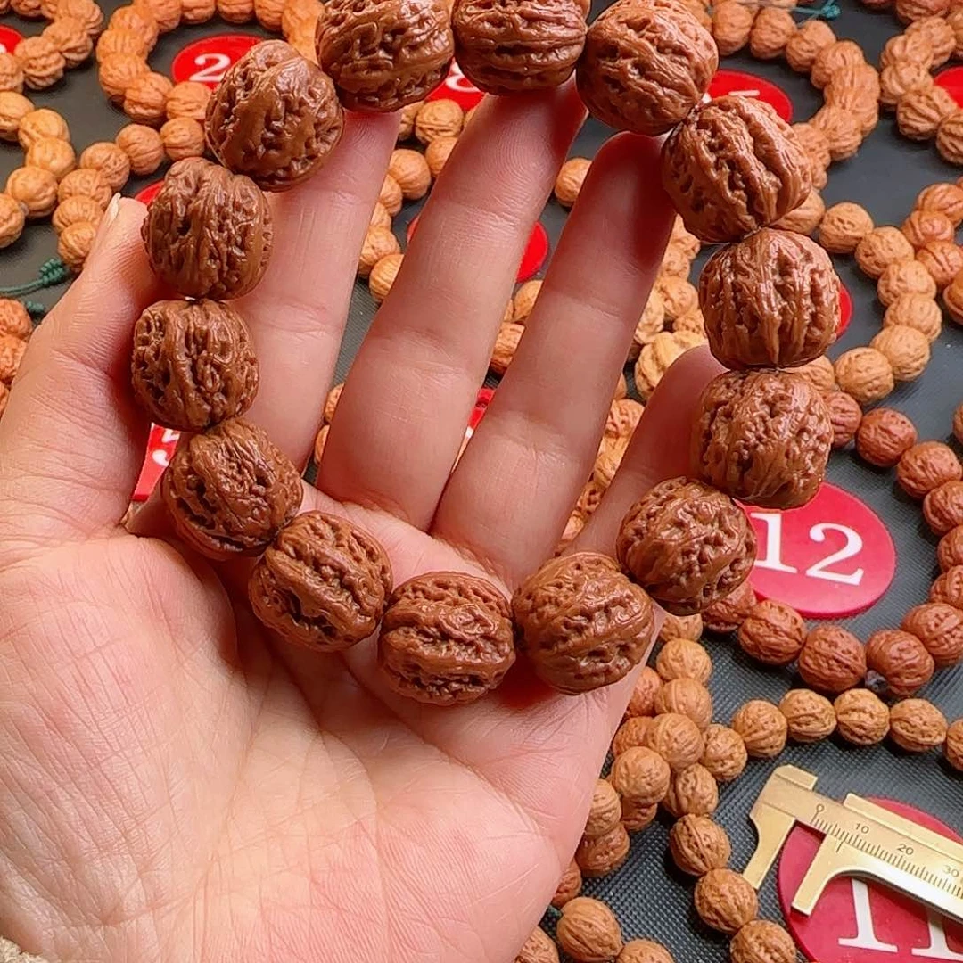 文玩核桃手串方肚