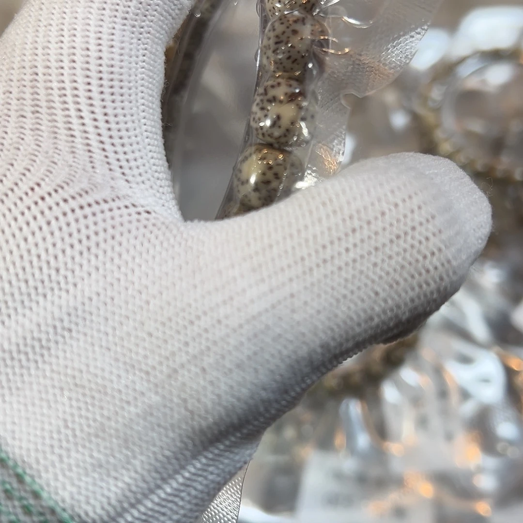 吊坠星月菩提10的，574微瑕