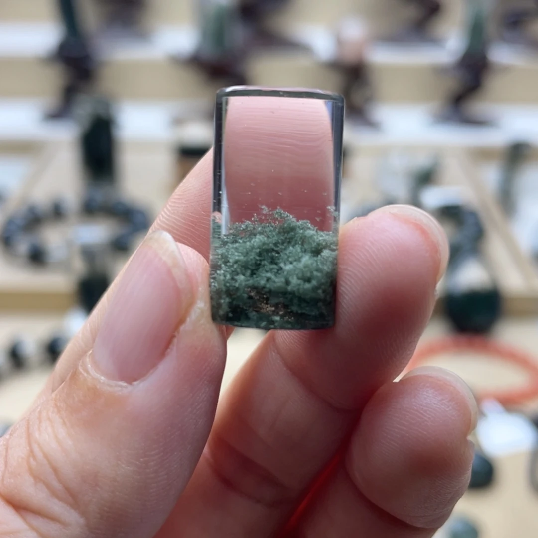 水晶未镶嵌颈饰绿幽灵聚宝盆柱子