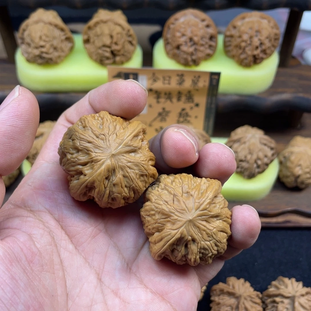 吊坠文玩核桃铁锤