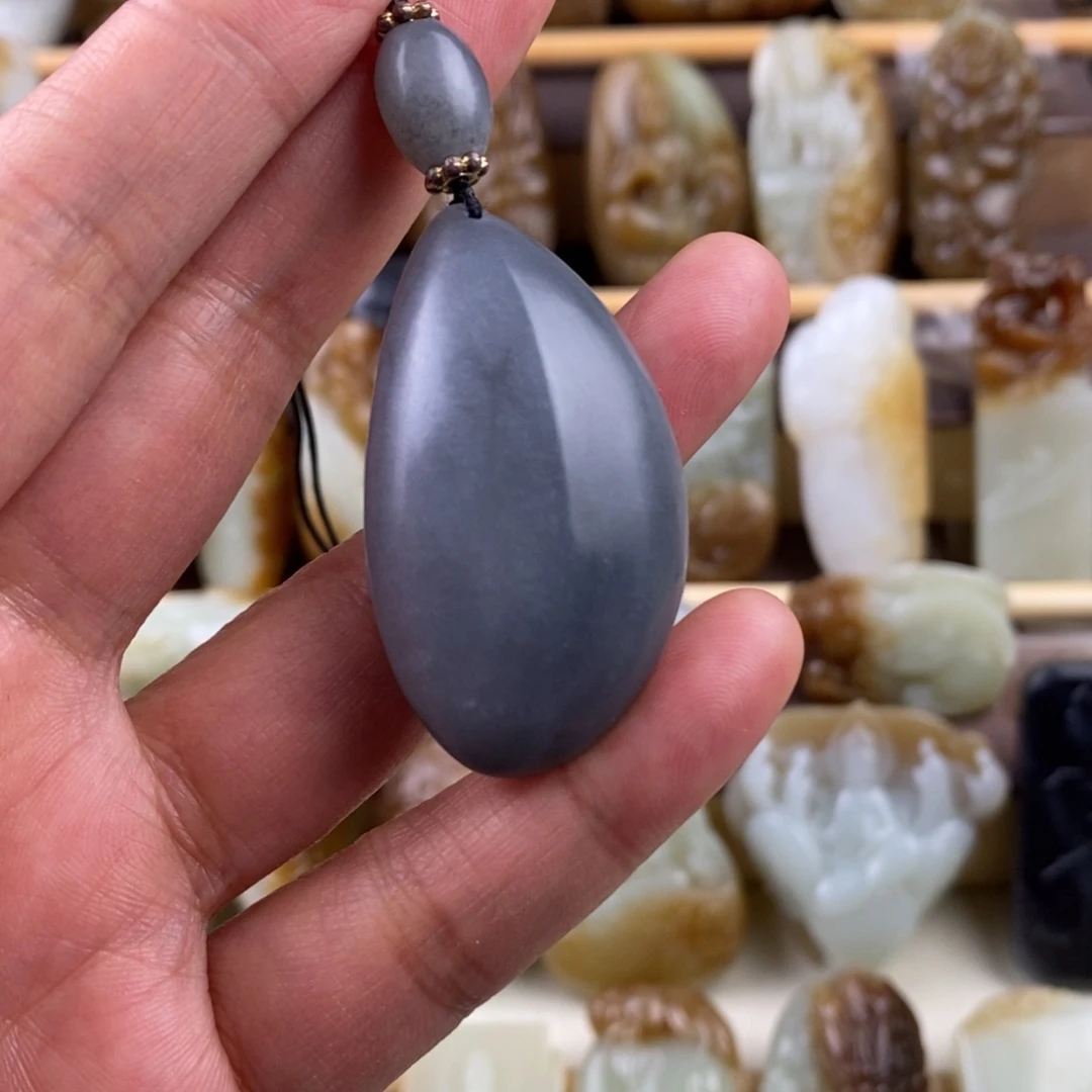 和田玉颈饰未镶嵌古**一