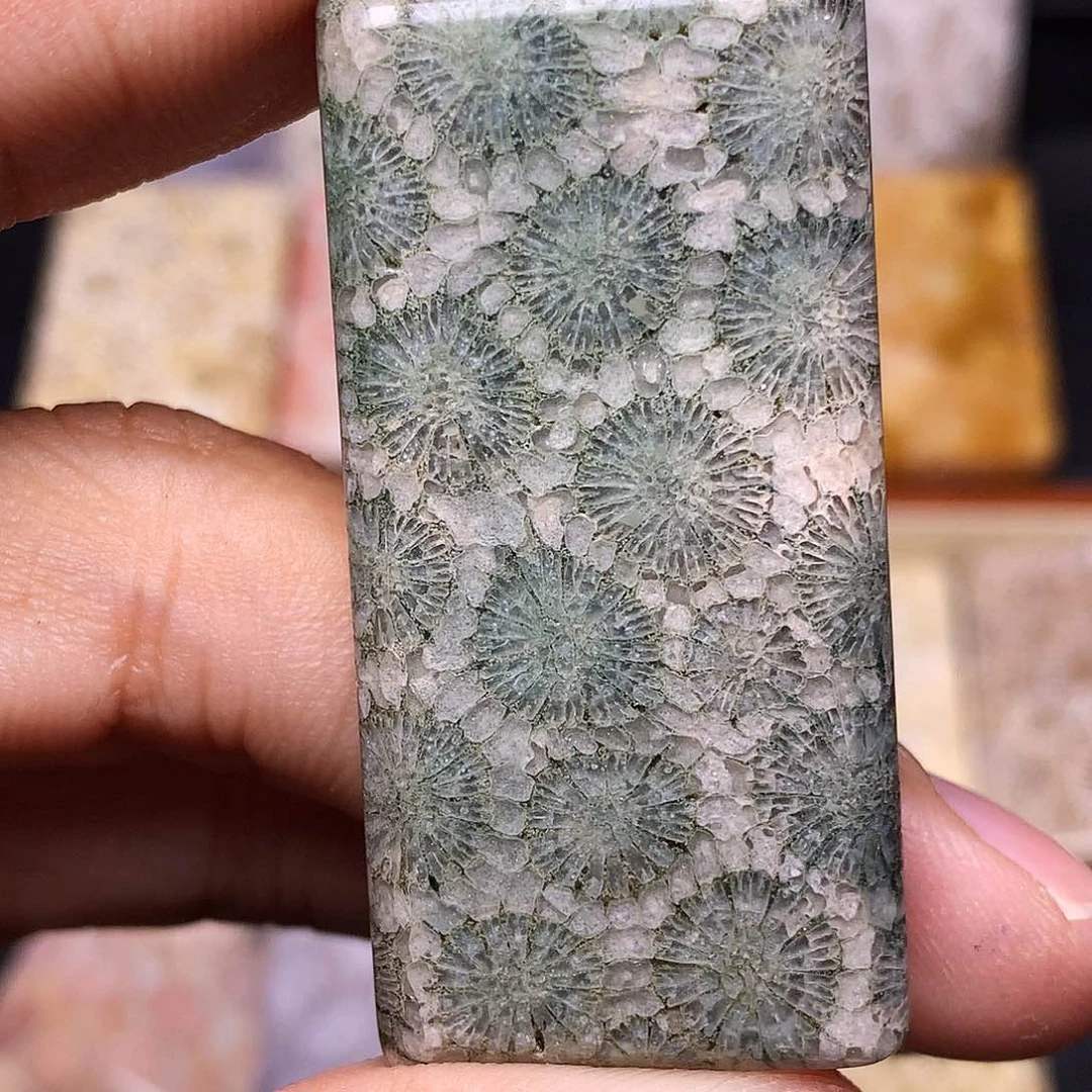 长石玉合金珠宝半成品花**间