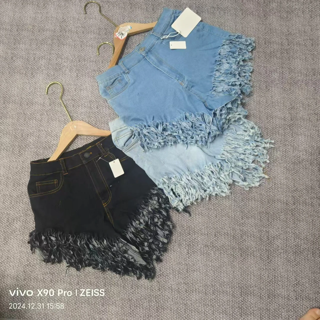 唯琳剪标 C21-645款 水洗牛仔下摆流苏短裤