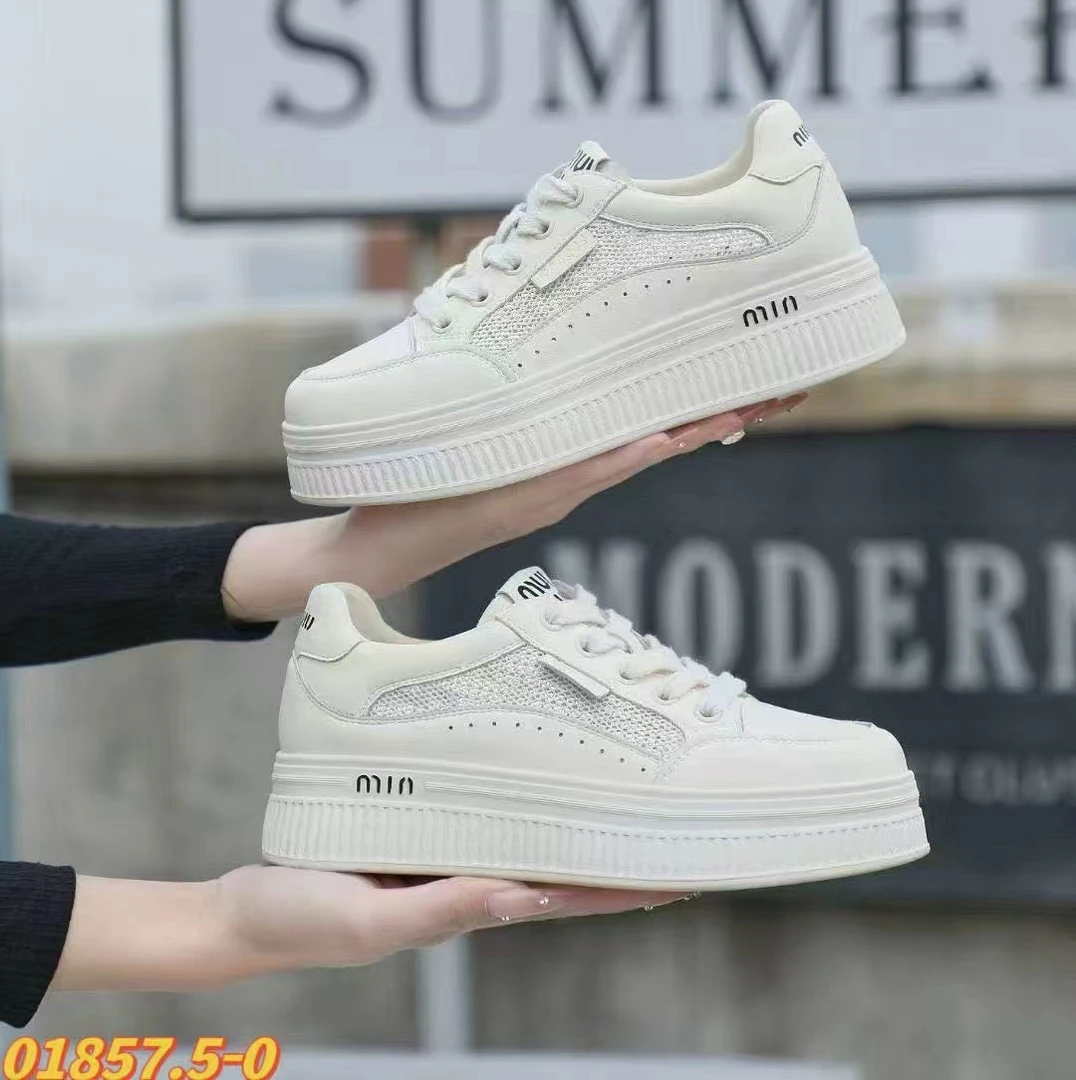 厚底时尚休闲真皮小白鞋2025夏新款爆款潮流透气防滑时尚运动板鞋