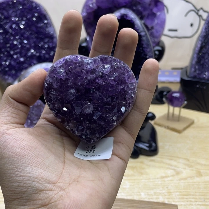 未镶嵌大型摆件（非配饰）紫晶