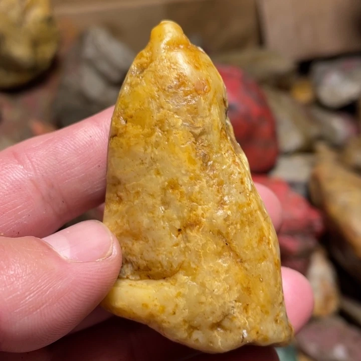 田黄石82克昌化田黄石