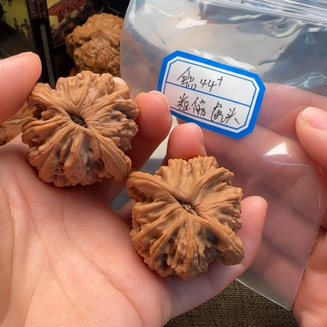 文玩核桃把件Z*粗筋虎头