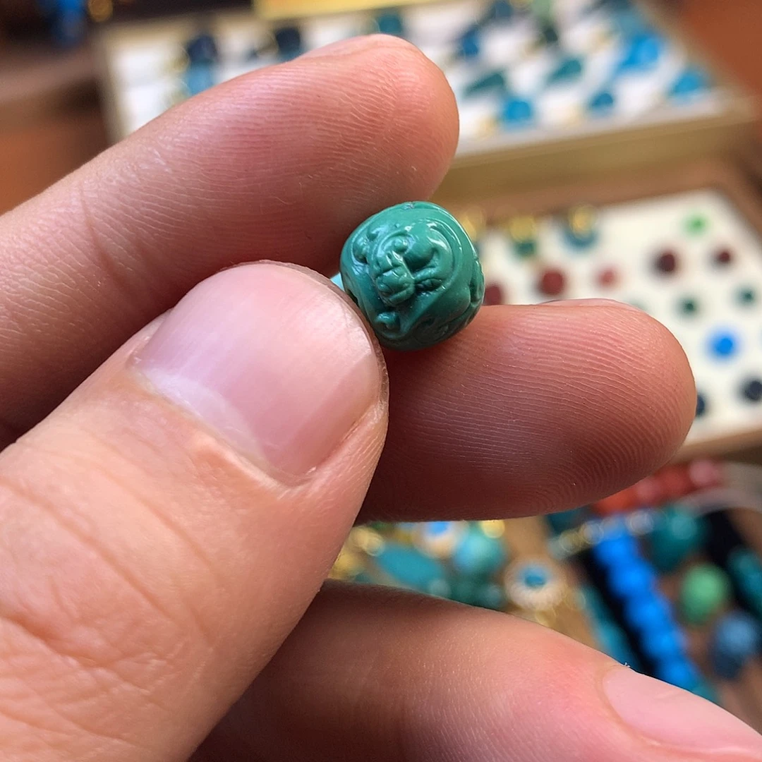 绿松石未镶嵌珠宝奇石