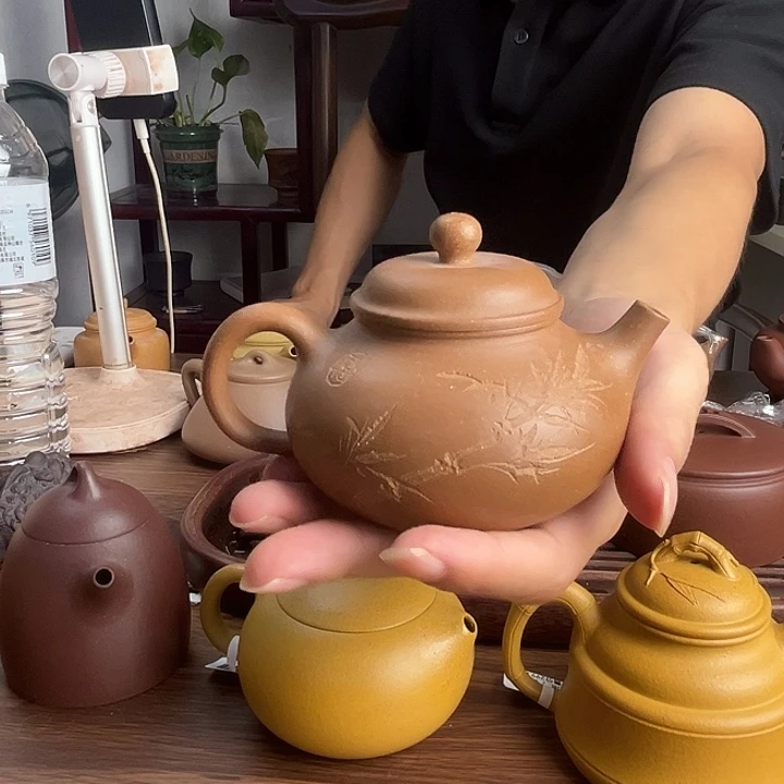 茶壶紫砂原矿段泥刻绘容天壶