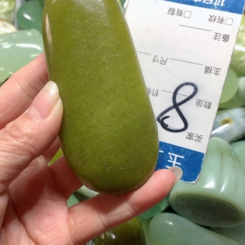 蛇纹石玉手把件未镶嵌