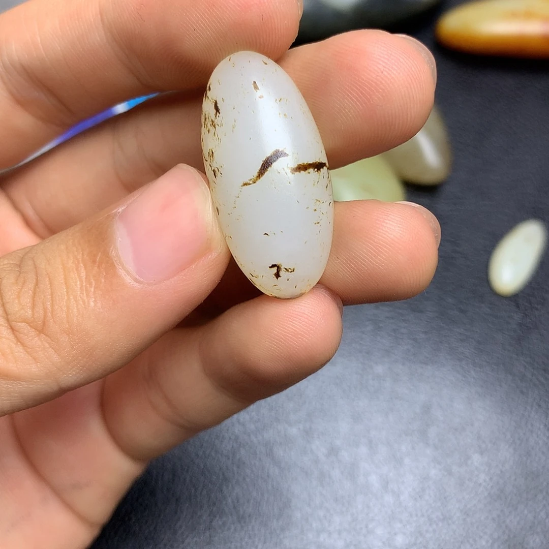 未镶嵌和田玉（糖玉）挂件