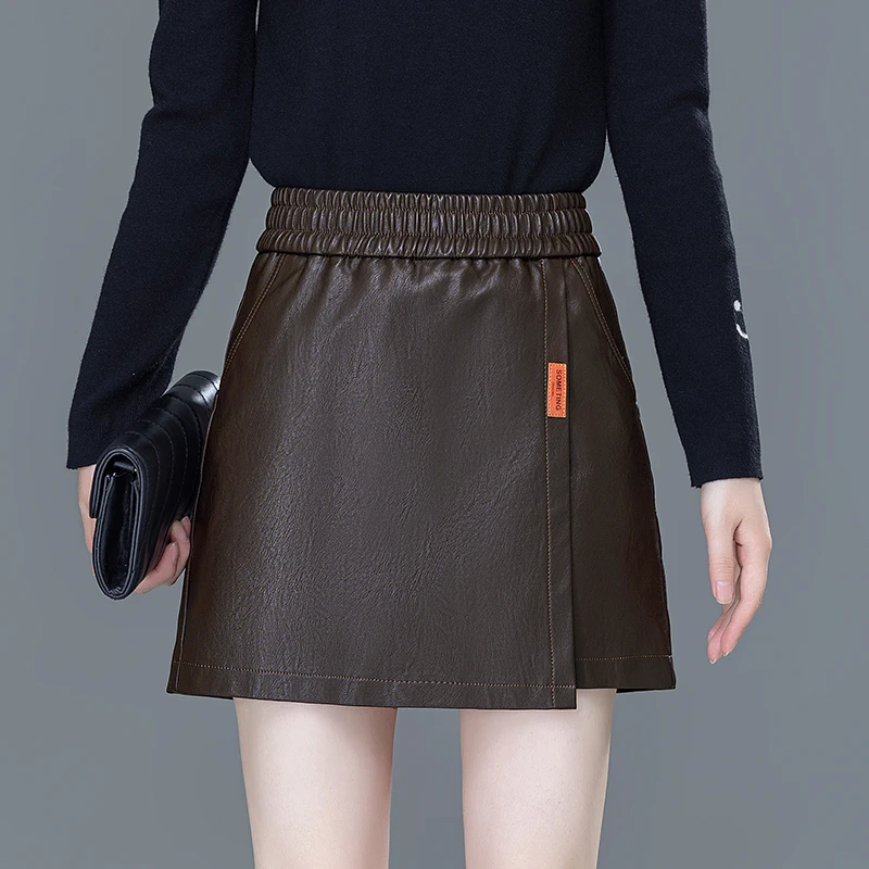 高级感PU皮裙裤女2025春秋新款松紧腰修身显瘦a字短裤洋气短裙子