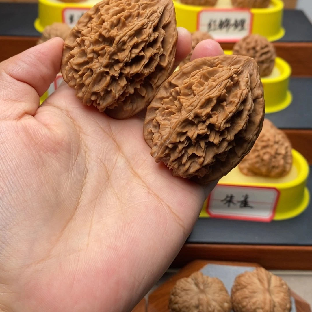 夕***尘吊坠文玩核桃42霸王龙