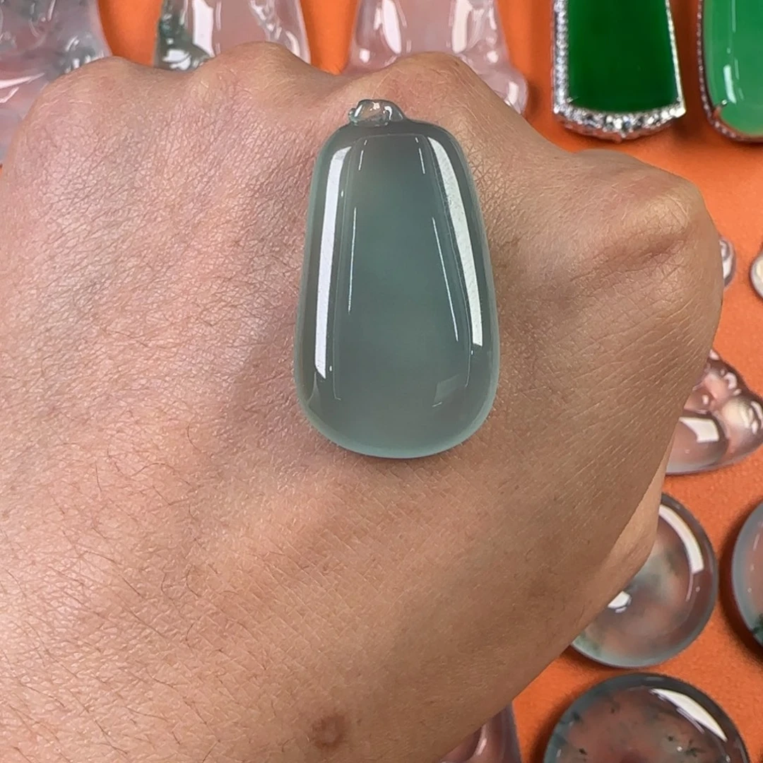 定制翡翠未镶嵌天然