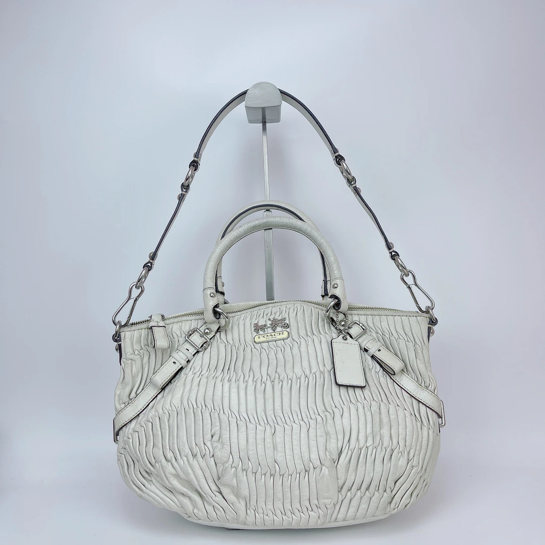 95新 COACH/蔻驰 蔻驰手提包底长30 M428