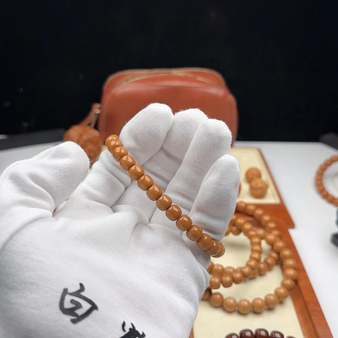 哈****猴头核桃吊坠7.9老型素串11111