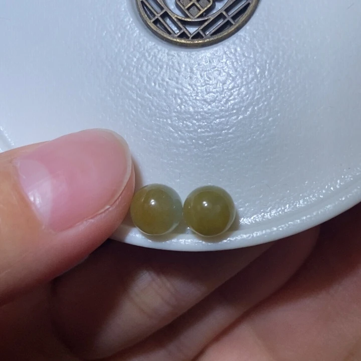 翡翠散珠卡7.1+缅甸天然黄翡翠2颗