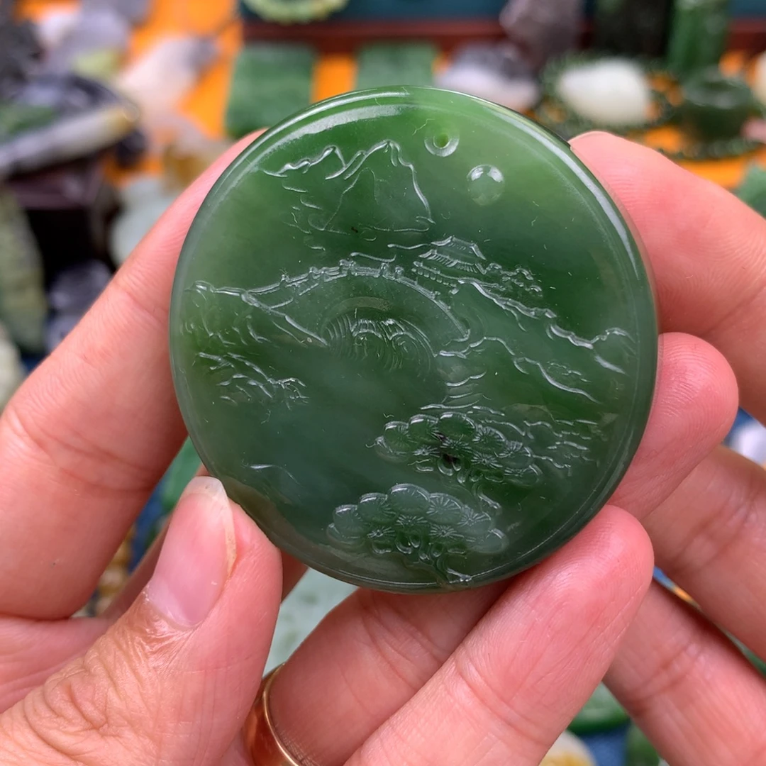 和田玉未镶嵌颈饰