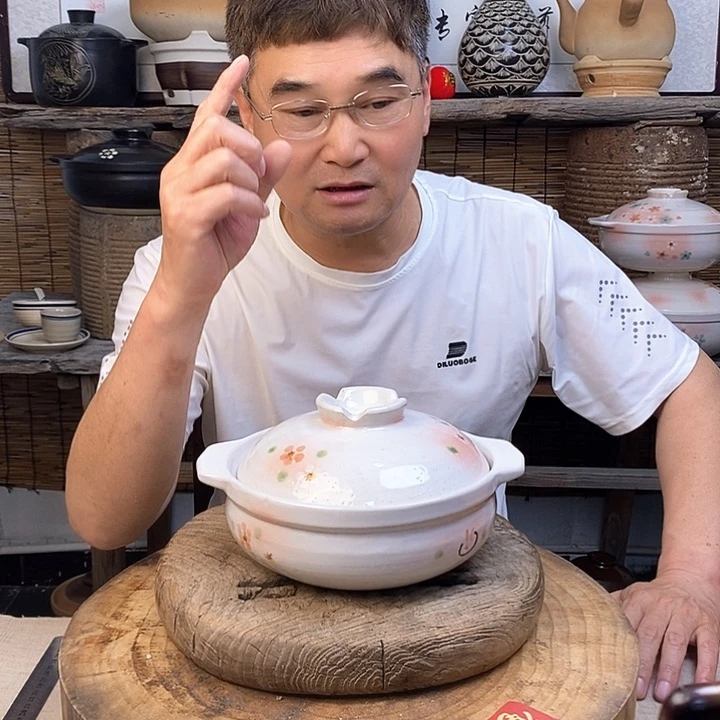 手绘陶土砂锅月兔