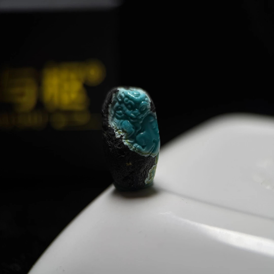 山与枢原矿绿松石手工雕招财小貔貅文玩背云高瓷玉化俏色地大质检