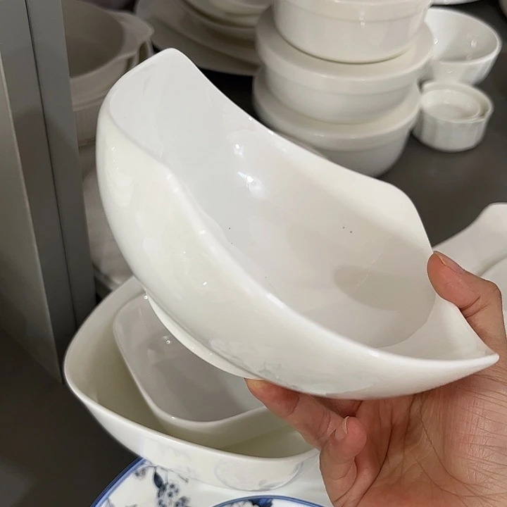 瓷片微瑕骨瓷福利碗一个