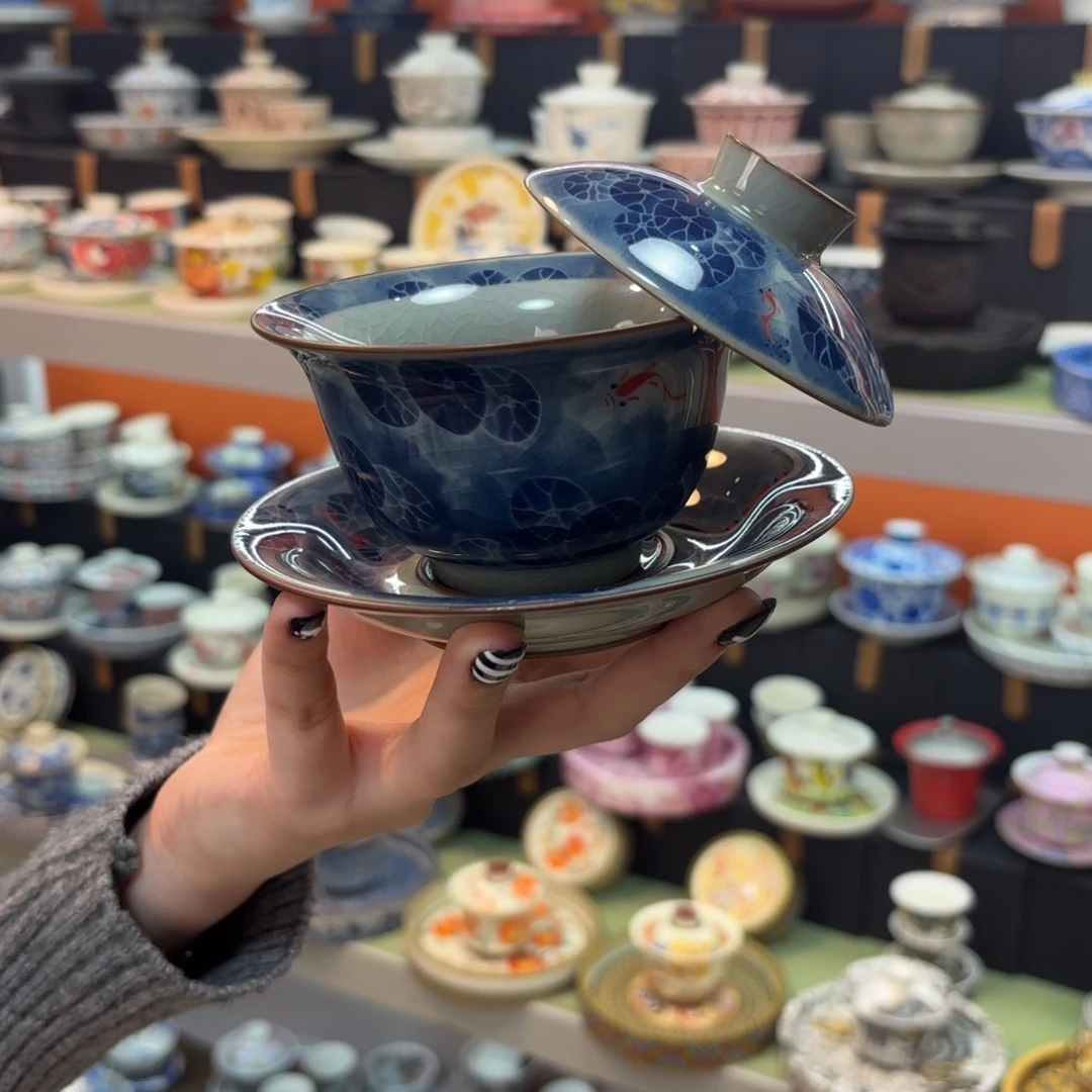 悬停车辆和车上乘客