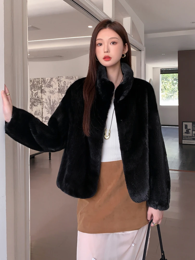 貂皮外套女款圆角小立领整貂