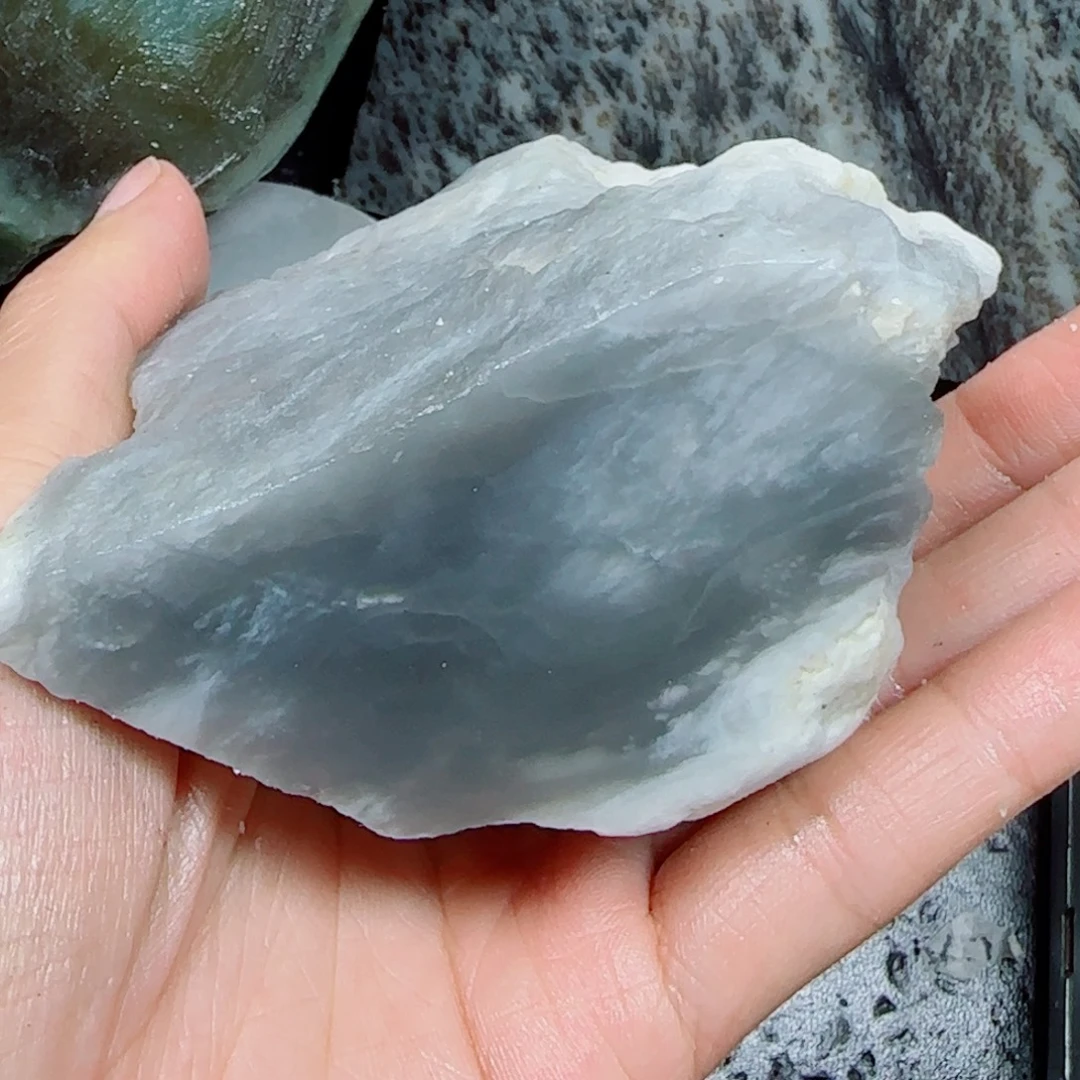 和田玉未镶嵌珠宝半成品