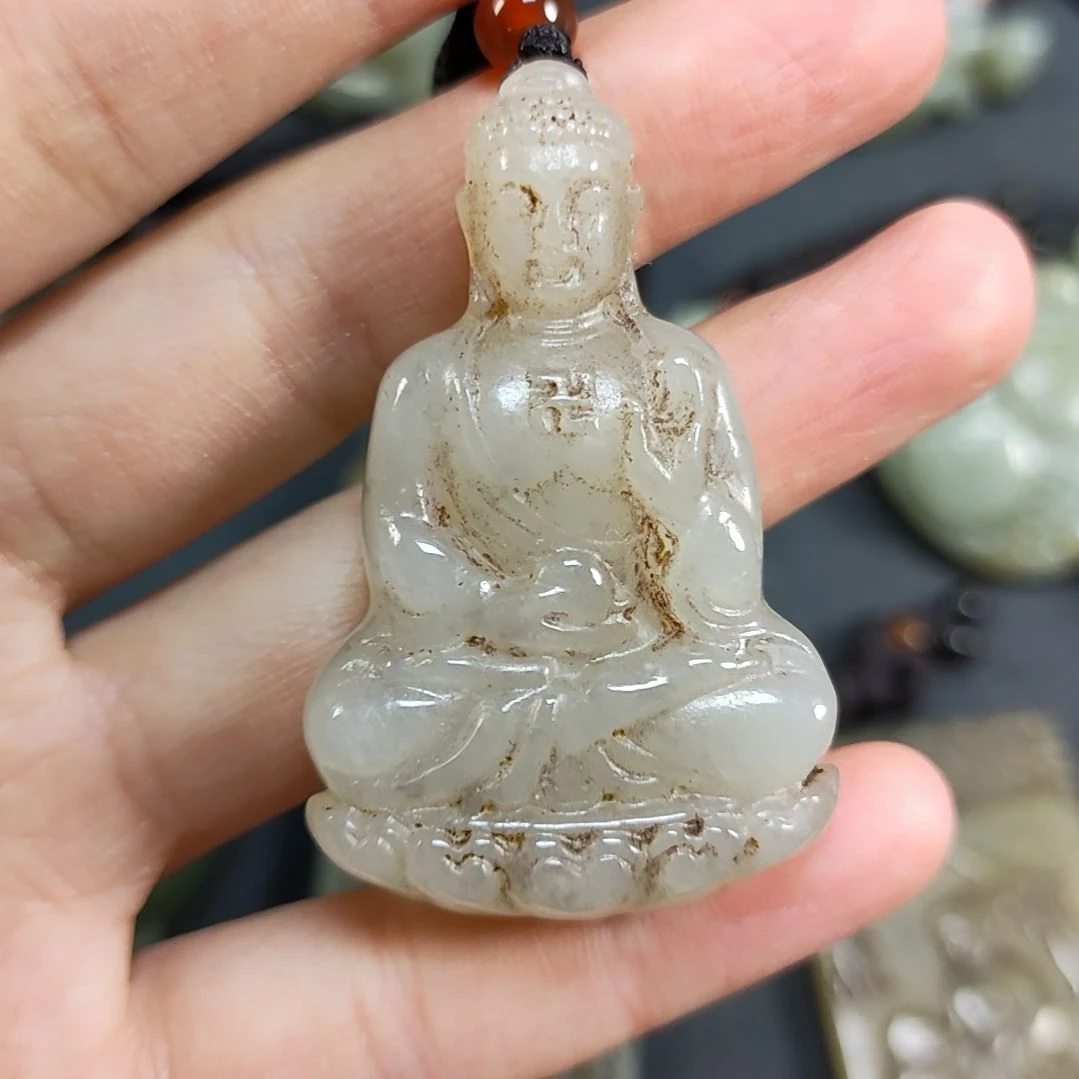 和田玉颈饰未镶嵌