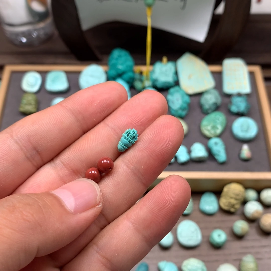 南红玛瑙雕刻未镶嵌