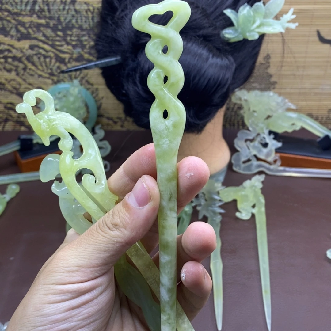 蛇纹石玉未镶嵌发饰