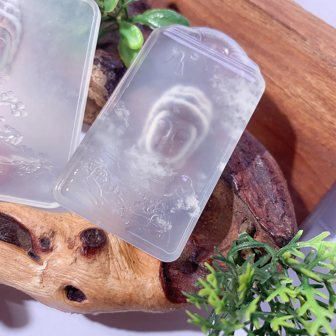 天然岫玉佛头无事牌吊坠 多样性发一个