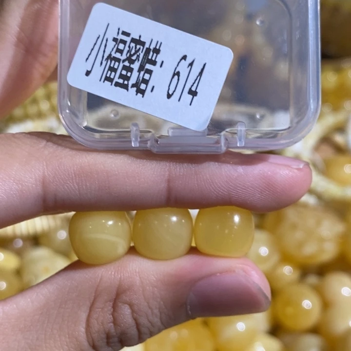 琥珀未镶嵌珠宝奇石614