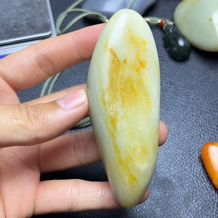 和田玉未镶嵌挂件用****9